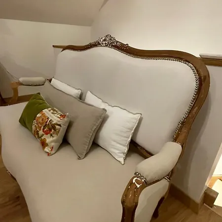 Bed and breakfast Maison Charmille 3*