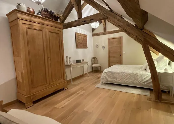 Maison Charmille Bed & Breakfast Féricy